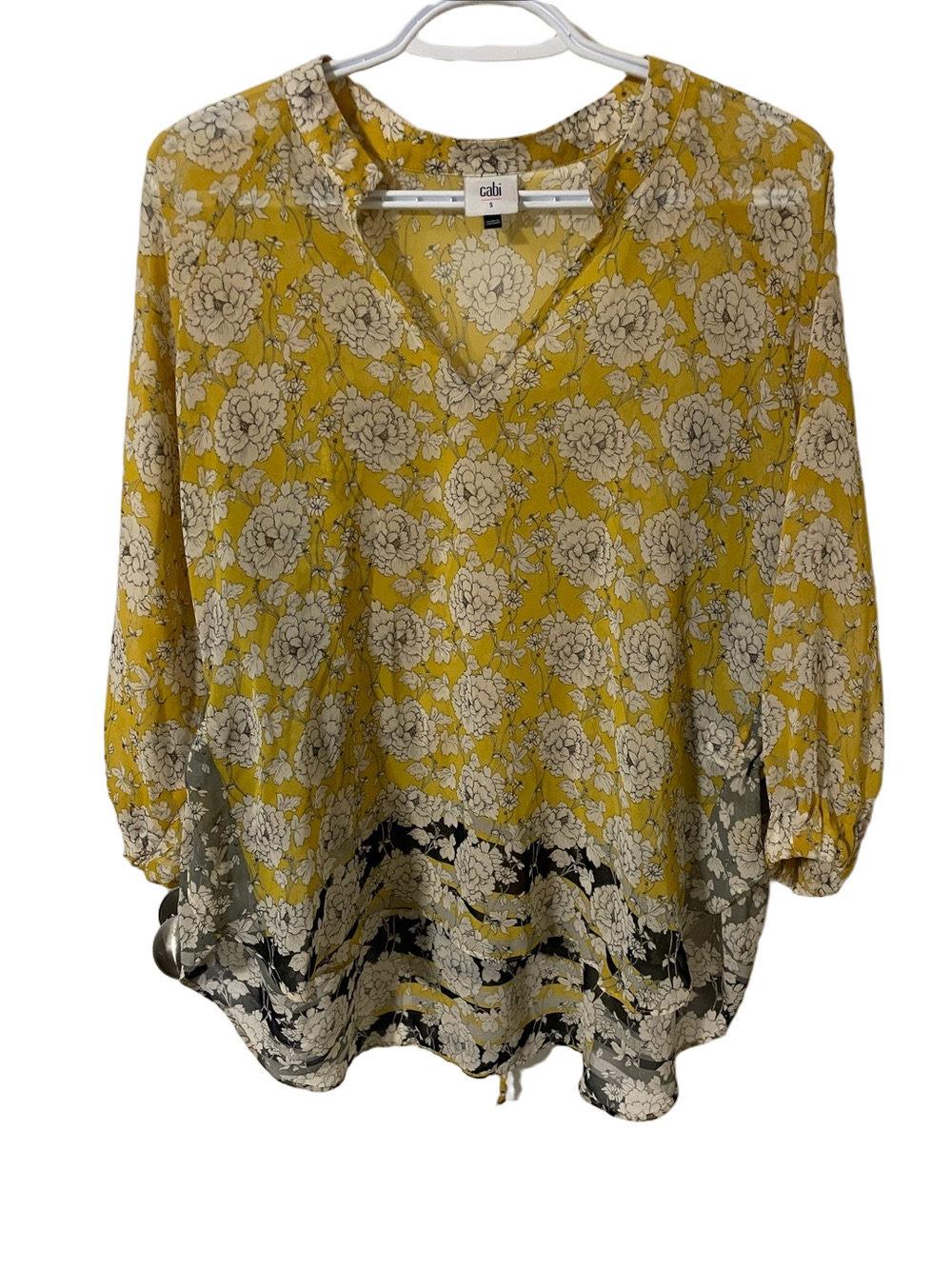 CAbi Yellow Floral V-Neck Top Size Small